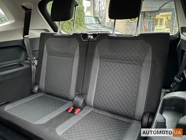 Сірий Фольксваген Тігуан, об'ємом двигуна 2 л та пробігом 53 тис. км за 20500 $, фото 11 на Automoto.ua