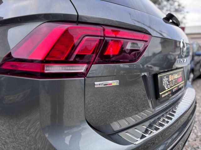 Серый Фольксваген Тигуан, объемом двигателя 2 л и пробегом 100 тыс. км за 24999 $, фото 6 на Automoto.ua