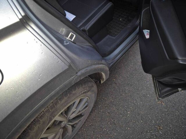 Серый Фольксваген Тигуан, объемом двигателя 2 л и пробегом 73 тыс. км за 21000 $, фото 16 на Automoto.ua