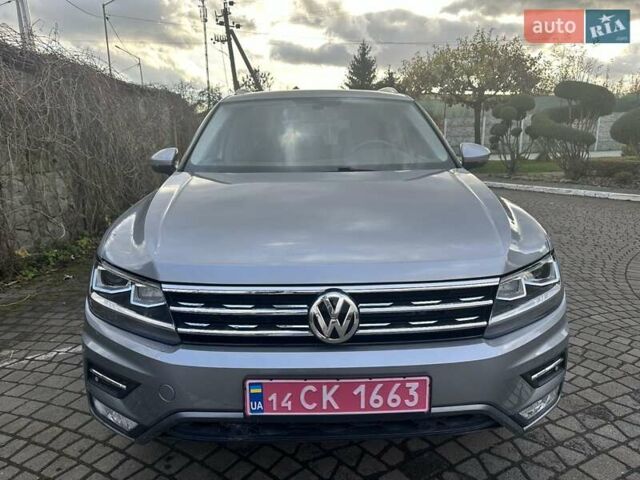 Сірий Фольксваген Тігуан, об'ємом двигуна 2 л та пробігом 84 тис. км за 18500 $, фото 7 на Automoto.ua