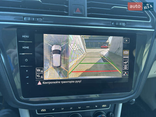 Серый Фольксваген Тигуан, объемом двигателя 2 л и пробегом 212 тыс. км за 26500 $, фото 27 на Automoto.ua