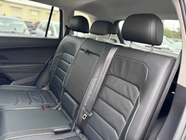 Серый Фольксваген Тигуан, объемом двигателя 2 л и пробегом 100 тыс. км за 24999 $, фото 16 на Automoto.ua