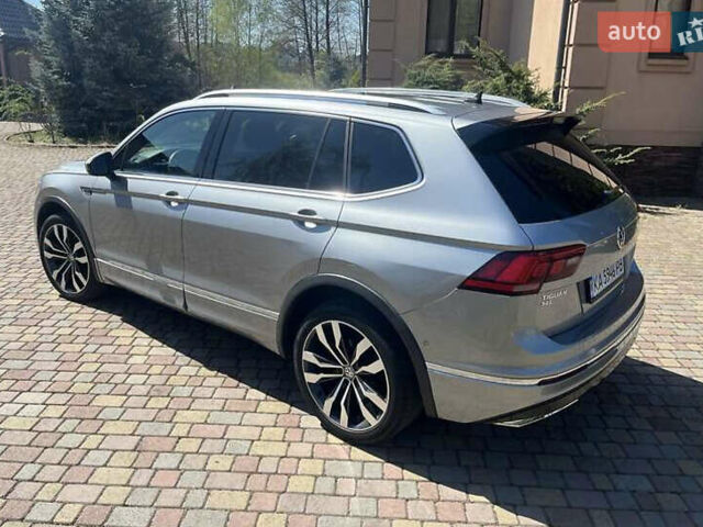 Сірий Фольксваген Тігуан, об'ємом двигуна 1.98 л та пробігом 110 тис. км за 23200 $, фото 9 на Automoto.ua