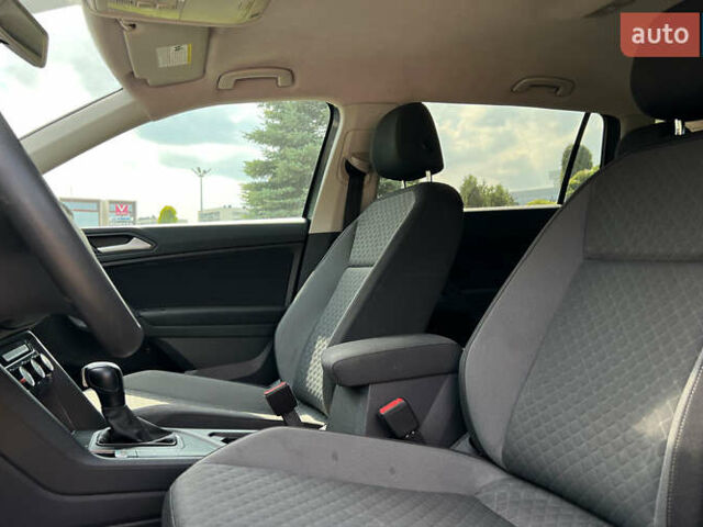 Серый Фольксваген Тигуан, объемом двигателя 2 л и пробегом 53 тыс. км за 19650 $, фото 15 на Automoto.ua