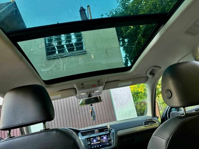 Серый Фольксваген Тигуан, объемом двигателя 2 л и пробегом 96 тыс. км за 10000 $, фото 16 на Automoto.ua