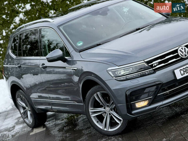 Серый Фольксваген Тигуан, объемом двигателя 2 л и пробегом 241 тыс. км за 26999 $, фото 20 на Automoto.ua