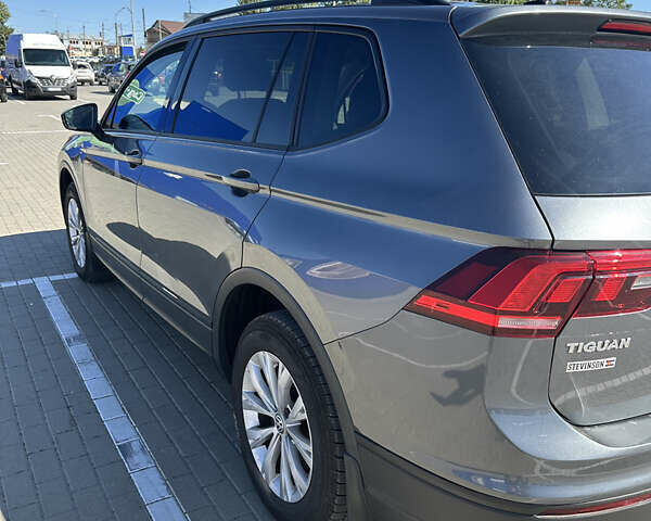 Сірий Фольксваген Тігуан, об'ємом двигуна 1.98 л та пробігом 109 тис. км за 19500 $, фото 22 на Automoto.ua