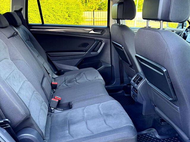 Серый Фольксваген Тигуан, объемом двигателя 2 л и пробегом 237 тыс. км за 28950 $, фото 8 на Automoto.ua