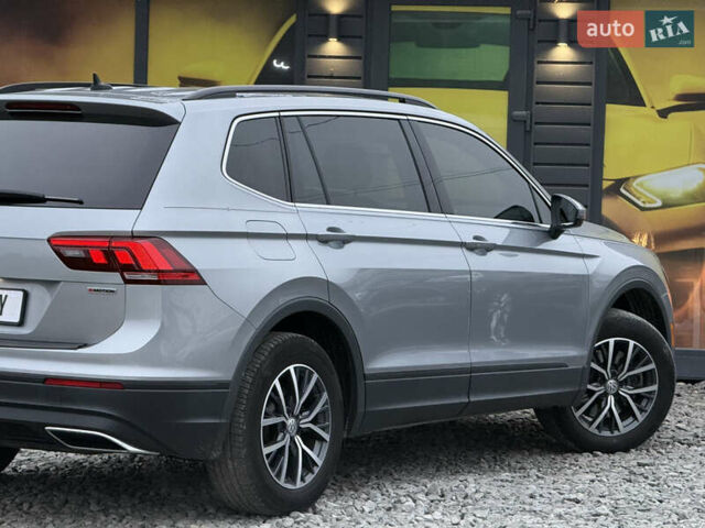 Сірий Фольксваген Тігуан, об'ємом двигуна 2 л та пробігом 62 тис. км за 21500 $, фото 21 на Automoto.ua