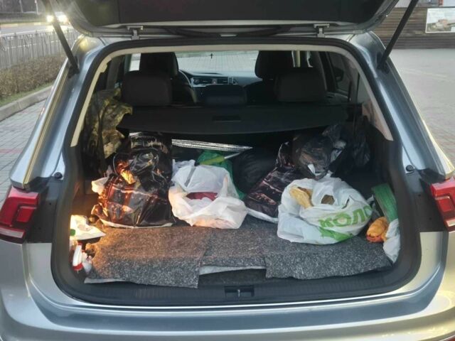 Серый Фольксваген Тигуан, объемом двигателя 2 л и пробегом 73 тыс. км за 21000 $, фото 4 на Automoto.ua