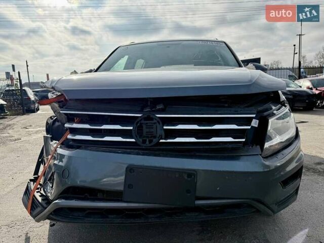 Серый Фольксваген Тигуан, объемом двигателя 2 л и пробегом 91 тыс. км за 11300 $, фото 1 на Automoto.ua