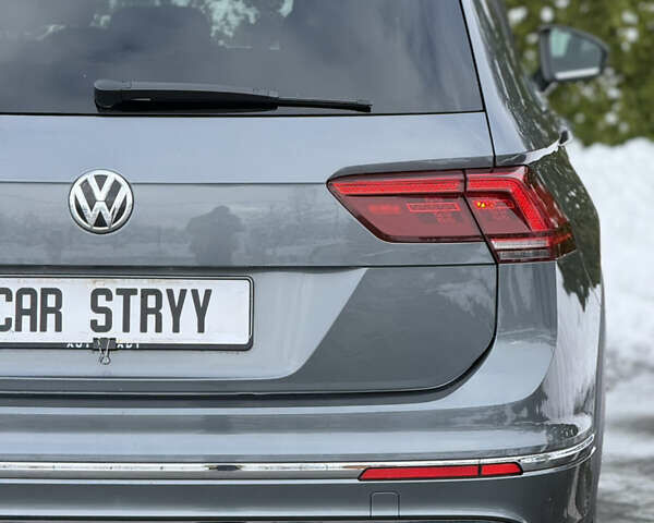 Серый Фольксваген Тигуан, объемом двигателя 2 л и пробегом 241 тыс. км за 26999 $, фото 34 на Automoto.ua