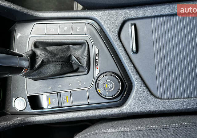 Серый Фольксваген Тигуан, объемом двигателя 1.98 л и пробегом 76 тыс. км за 32000 $, фото 27 на Automoto.ua