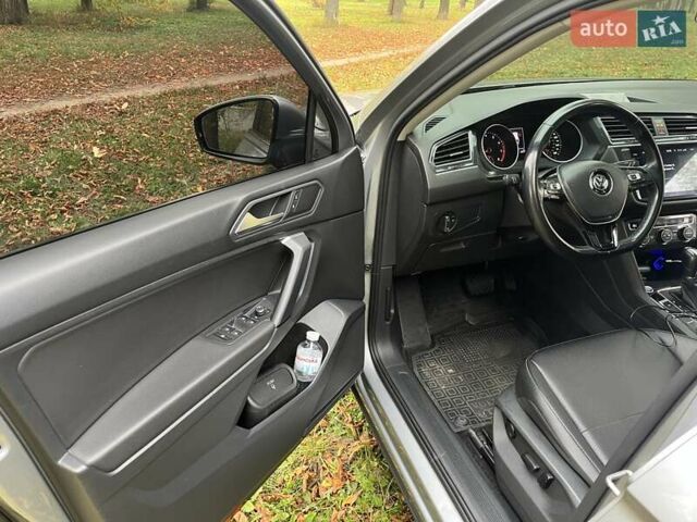 Серый Фольксваген Тигуан, объемом двигателя 1.98 л и пробегом 93 тыс. км за 19500 $, фото 8 на Automoto.ua