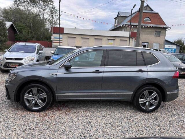 Серый Фольксваген Тигуан, объемом двигателя 2 л и пробегом 100 тыс. км за 24999 $, фото 4 на Automoto.ua