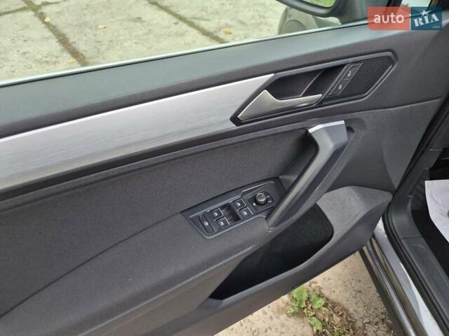 Серый Фольксваген Тигуан, объемом двигателя 1.98 л и пробегом 118 тыс. км за 20999 $, фото 38 на Automoto.ua