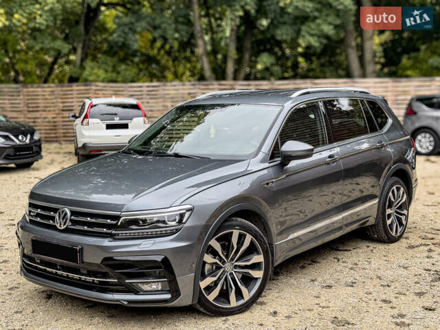 Сірий Фольксваген Тігуан, об'ємом двигуна 1.98 л та пробігом 230 тис. км за 27700 $, фото 13 на Automoto.ua