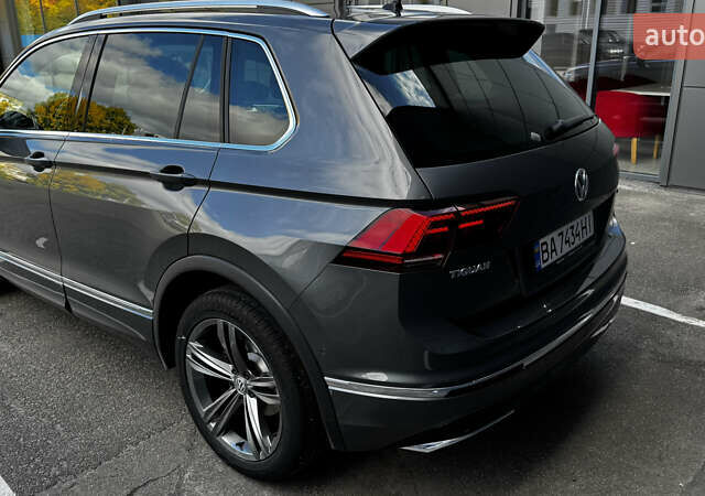 Серый Фольксваген Тигуан, объемом двигателя 1.98 л и пробегом 76 тыс. км за 32000 $, фото 7 на Automoto.ua
