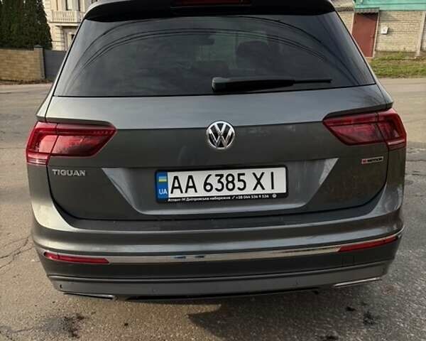 Серый Фольксваген Тигуан, объемом двигателя 1.98 л и пробегом 114 тыс. км за 25100 $, фото 6 на Automoto.ua