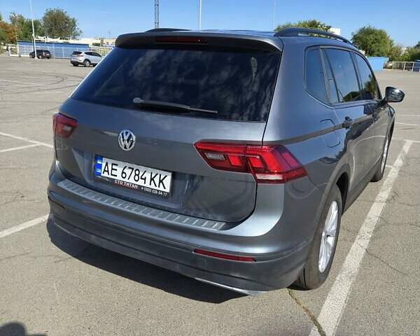 Серый Фольксваген Тигуан, объемом двигателя 1.98 л и пробегом 92 тыс. км за 17500 $, фото 18 на Automoto.ua
