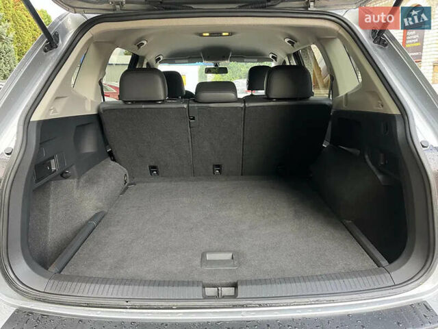 Серый Фольксваген Тигуан, объемом двигателя 1.98 л и пробегом 225 тыс. км за 17800 $, фото 21 на Automoto.ua