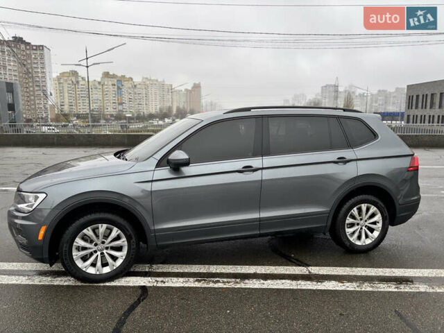 Серый Фольксваген Тигуан, объемом двигателя 2 л и пробегом 65 тыс. км за 18200 $, фото 7 на Automoto.ua