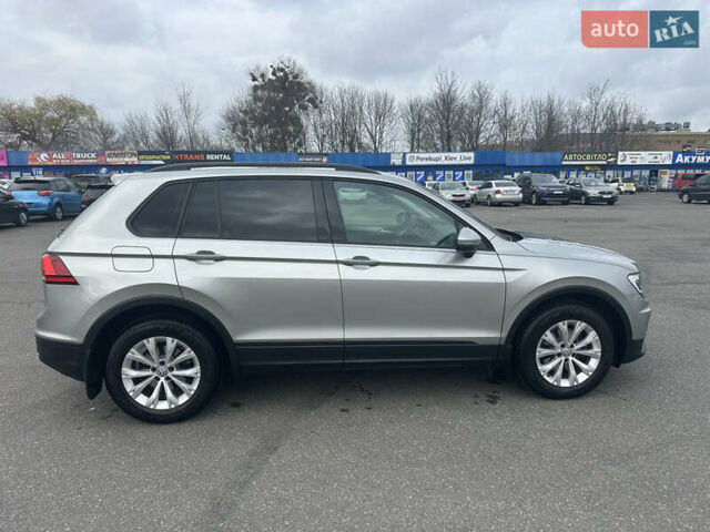 Серый Фольксваген Тигуан, объемом двигателя 1.97 л и пробегом 110 тыс. км за 24999 $, фото 65 на Automoto.ua