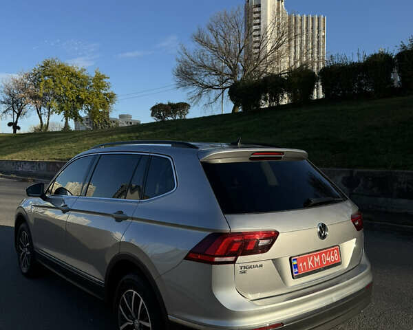 Сірий Фольксваген Тігуан, об'ємом двигуна 1.98 л та пробігом 156 тис. км за 18600 $, фото 20 на Automoto.ua