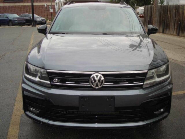 Сірий Фольксваген Тігуан, об'ємом двигуна 2 л та пробігом 30 тис. км за 19200 $, фото 1 на Automoto.ua