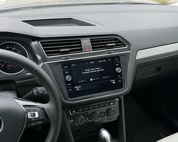 Серый Фольксваген Тигуан, объемом двигателя 1.98 л и пробегом 147 тыс. км за 22500 $, фото 8 на Automoto.ua