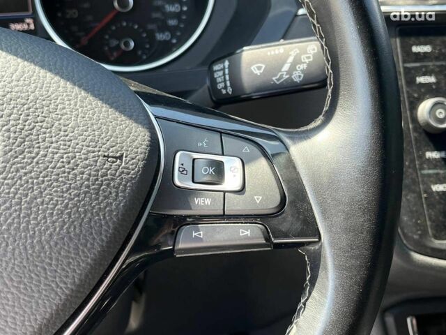 Серый Фольксваген Тигуан, объемом двигателя 2 л и пробегом 135 тыс. км за 23690 $, фото 17 на Automoto.ua
