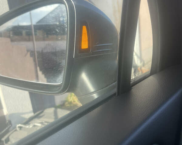 Сірий Фольксваген Тігуан, об'ємом двигуна 2 л та пробігом 104 тис. км за 14200 $, фото 16 на Automoto.ua