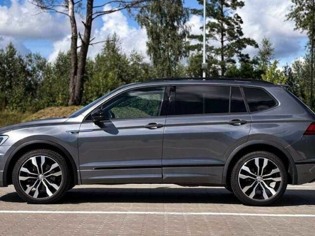 Сірий Фольксваген Тігуан, об'ємом двигуна 0 л та пробігом 54 тис. км за 10900 $, фото 8 на Automoto.ua