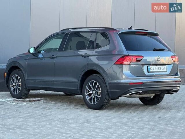 Серый Фольксваген Тигуан, объемом двигателя 2 л и пробегом 53 тыс. км за 18900 $, фото 8 на Automoto.ua