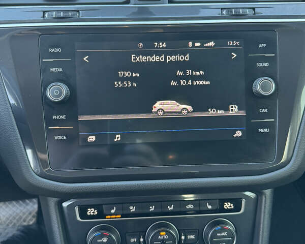 Сірий Фольксваген Тігуан, об'ємом двигуна 1.98 л та пробігом 156 тис. км за 18600 $, фото 9 на Automoto.ua