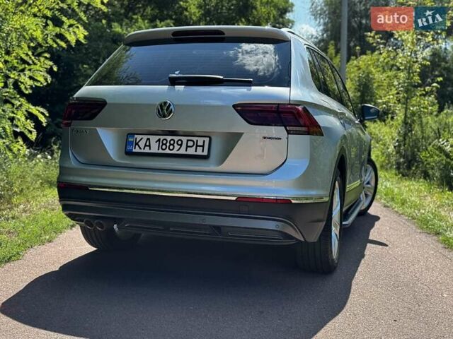 Серый Фольксваген Тигуан, объемом двигателя 1.98 л и пробегом 103 тыс. км за 31000 $, фото 10 на Automoto.ua