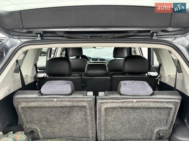 Серый Фольксваген Тигуан, объемом двигателя 2 л и пробегом 65 тыс. км за 18200 $, фото 24 на Automoto.ua