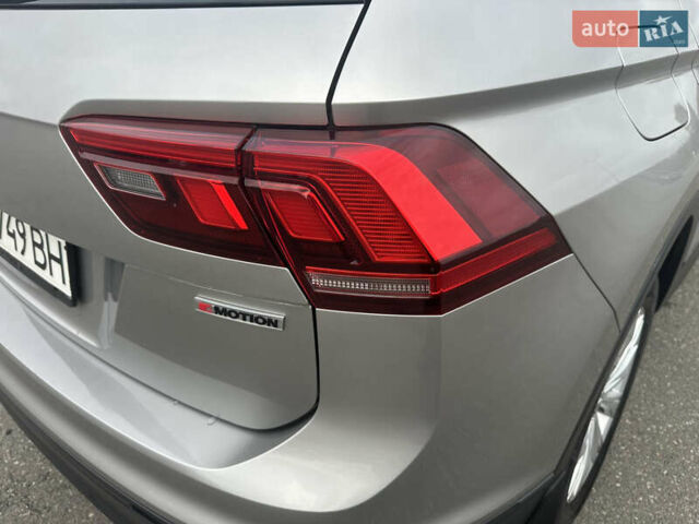 Серый Фольксваген Тигуан, объемом двигателя 1.97 л и пробегом 110 тыс. км за 24999 $, фото 34 на Automoto.ua