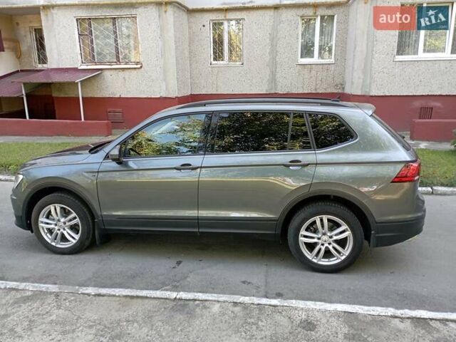 Сірий Фольксваген Тігуан, об'ємом двигуна 1.98 л та пробігом 86 тис. км за 17999 $, фото 9 на Automoto.ua
