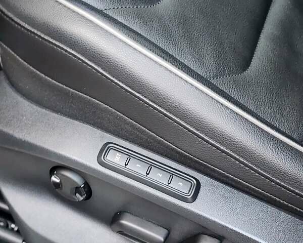 Фольксваген Тігуан 2020 у Києві на Automoto.ua Сірий Фольксваген Тігуан, об'ємом двигуна 1.98 л та пробігом 119 тис. км за 26700 $, фото 17 на Automoto.ua