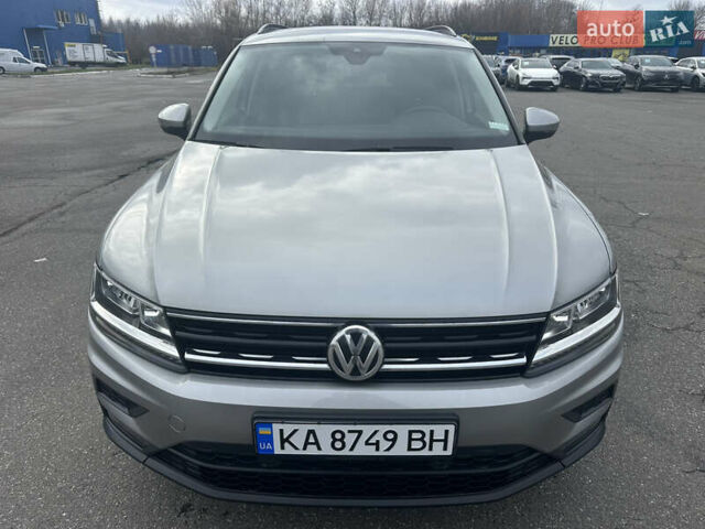 Серый Фольксваген Тигуан, объемом двигателя 1.97 л и пробегом 110 тыс. км за 24999 $, фото 1 на Automoto.ua