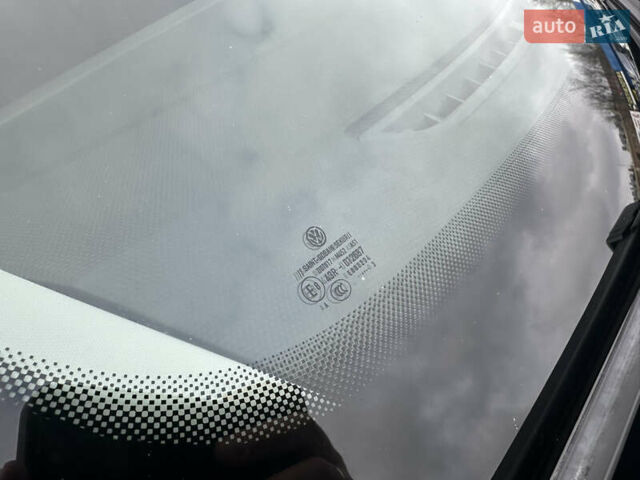 Серый Фольксваген Тигуан, объемом двигателя 1.97 л и пробегом 110 тыс. км за 24999 $, фото 19 на Automoto.ua