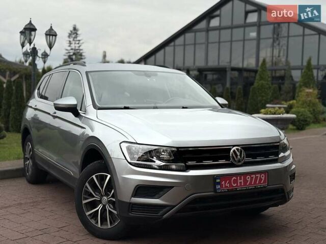 Сірий Фольксваген Тігуан, об'ємом двигуна 1.98 л та пробігом 173 тис. км за 16999 $, фото 10 на Automoto.ua