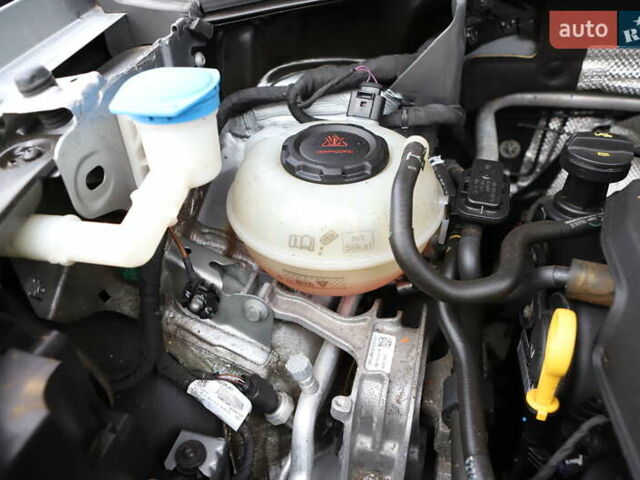 Сірий Фольксваген Тігуан, об'ємом двигуна 1.98 л та пробігом 110 тис. км за 11899 $, фото 37 на Automoto.ua