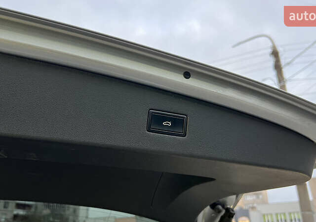 Серый Фольксваген Тигуан, объемом двигателя 2 л и пробегом 75 тыс. км за 29999 $, фото 38 на Automoto.ua