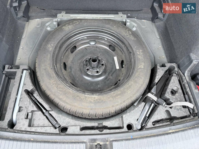 Серый Фольксваген Тигуан, объемом двигателя 1.98 л и пробегом 91 тыс. км за 24000 $, фото 2 на Automoto.ua