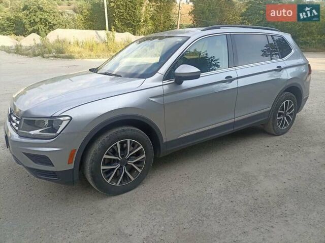 Серый Фольксваген Тигуан, объемом двигателя 1.98 л и пробегом 159 тыс. км за 19900 $, фото 7 на Automoto.ua
