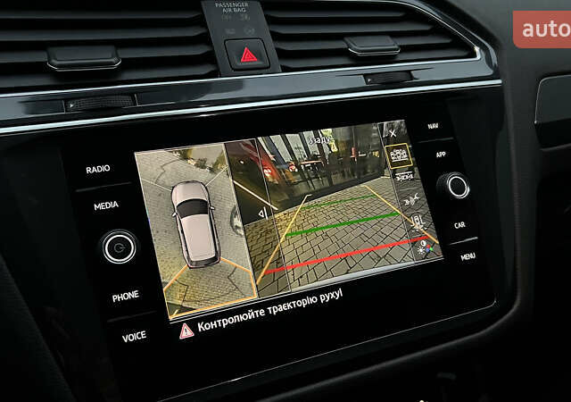 Серый Фольксваген Тигуан, объемом двигателя 2 л и пробегом 75 тыс. км за 29999 $, фото 25 на Automoto.ua