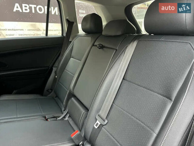 Серый Фольксваген Тигуан, объемом двигателя 1.98 л и пробегом 225 тыс. км за 17800 $, фото 19 на Automoto.ua