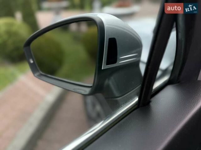 Сірий Фольксваген Тігуан, об'ємом двигуна 1.98 л та пробігом 173 тис. км за 16999 $, фото 31 на Automoto.ua